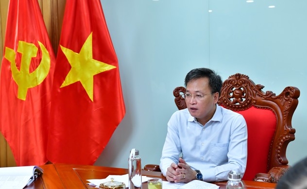 Tổng Kiểm toán nhà nước làm việc với Tổ giúp việc  Ban Chỉ đạo đánh giá, tổng kết và sửa đổi Luật Kiểm toán nhà nước